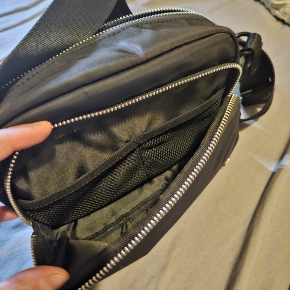 [ALTERED] Lululemon Everywhere Bag (please read and see pictures) - Picture 7 of 12